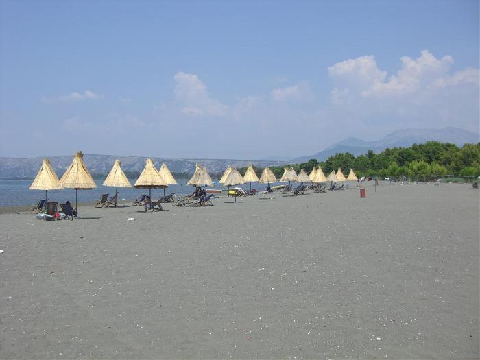 Hotel Mario, Shëngjin Eksteriør billede