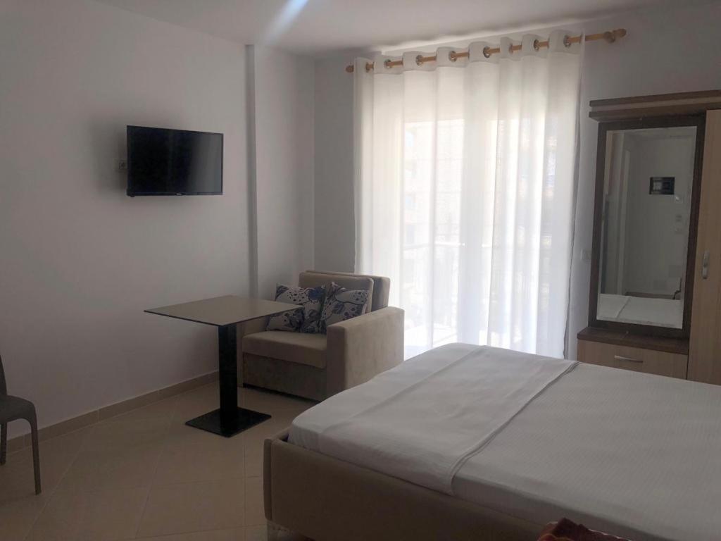 Hotel Mario, Shëngjin Eksteriør billede